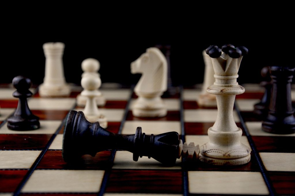 Magnus Carlsen empata una partida histórica contra 143.000 jugadores aficionados